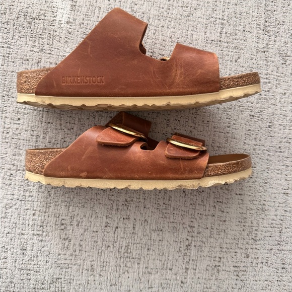 Birkenstock Arizona Big Buckle Sandals with Gold - Picture 3 of 9